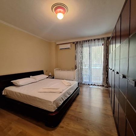 Alb Apartament Tirana Esterno foto
