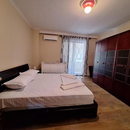 Alb Apartament Tirana Esterno foto