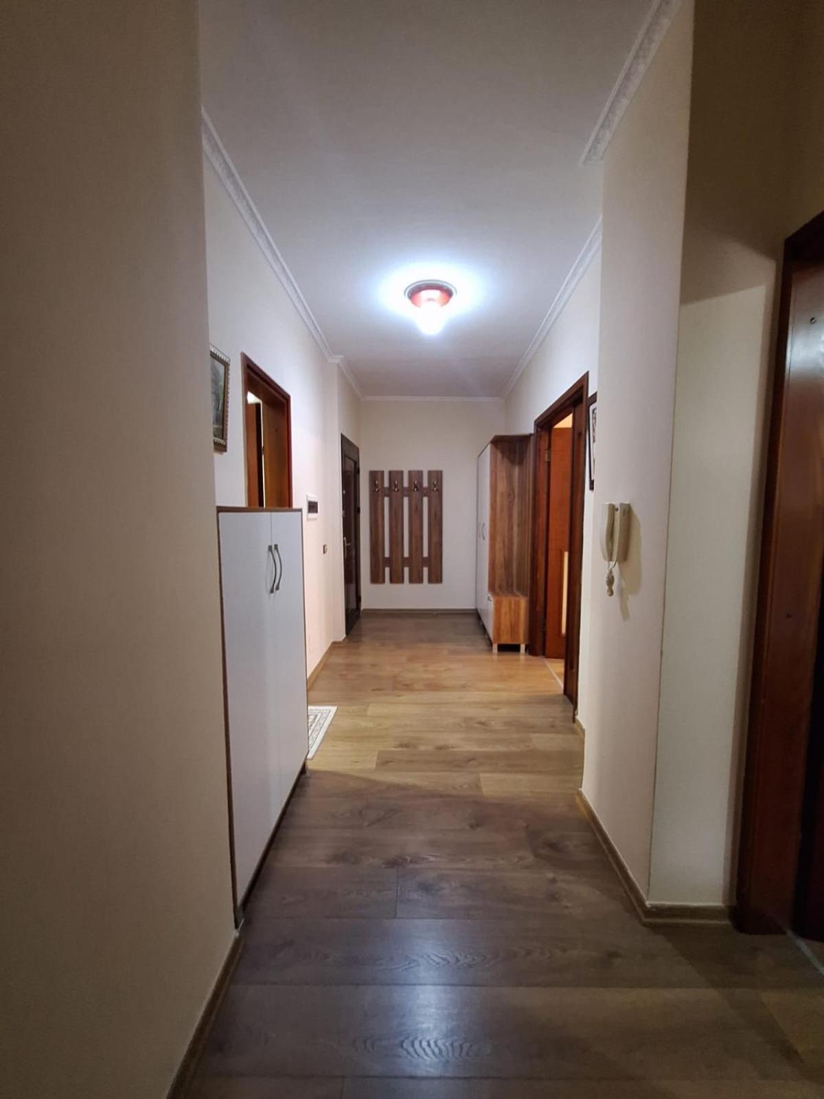 Alb Apartament Tirana Esterno foto