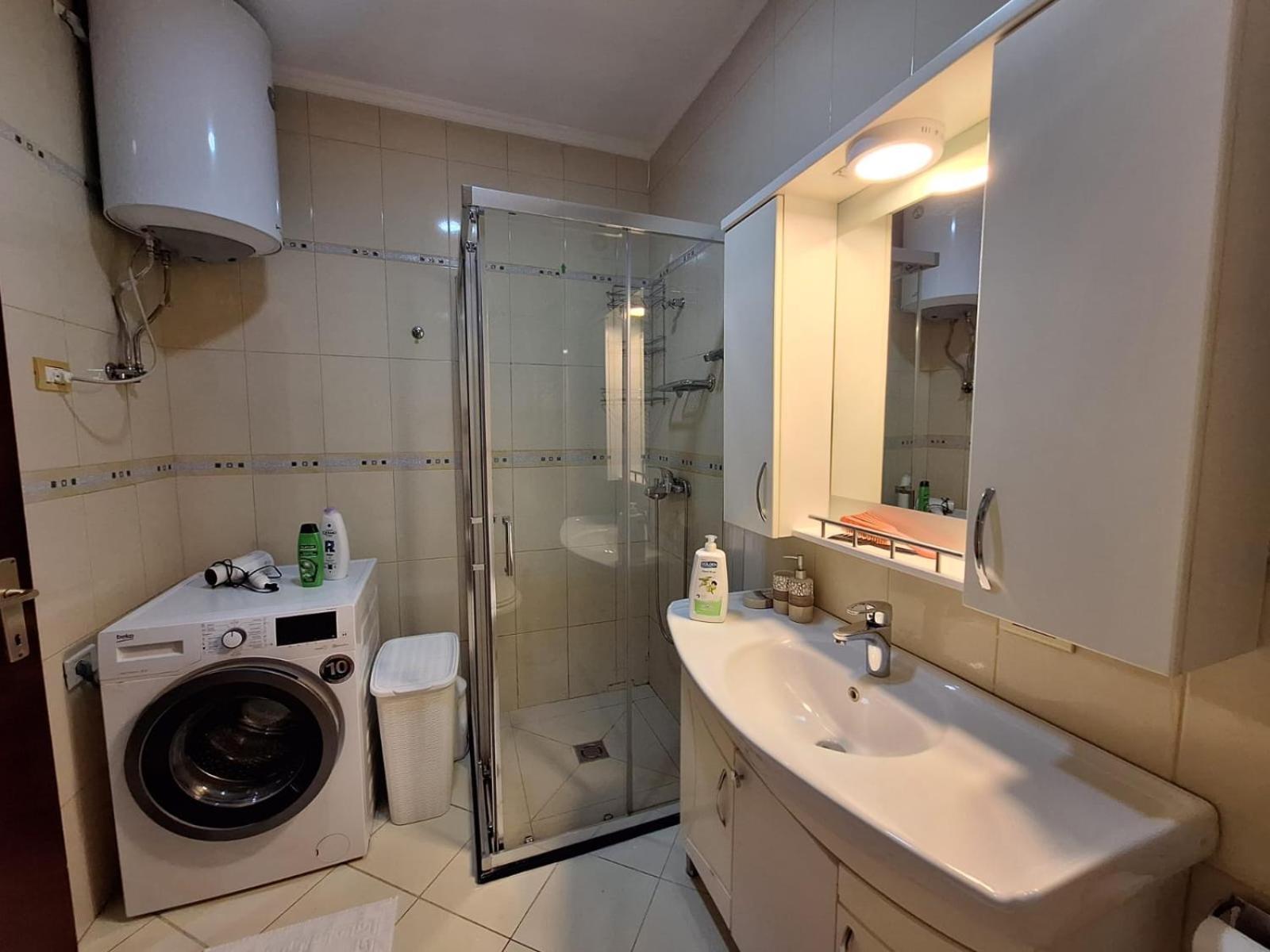 Alb Apartament Tirana Esterno foto