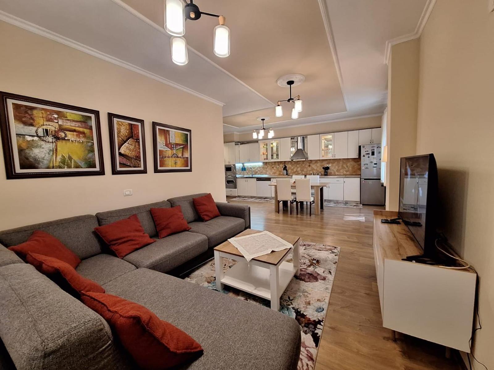 Alb Apartament Tirana Esterno foto