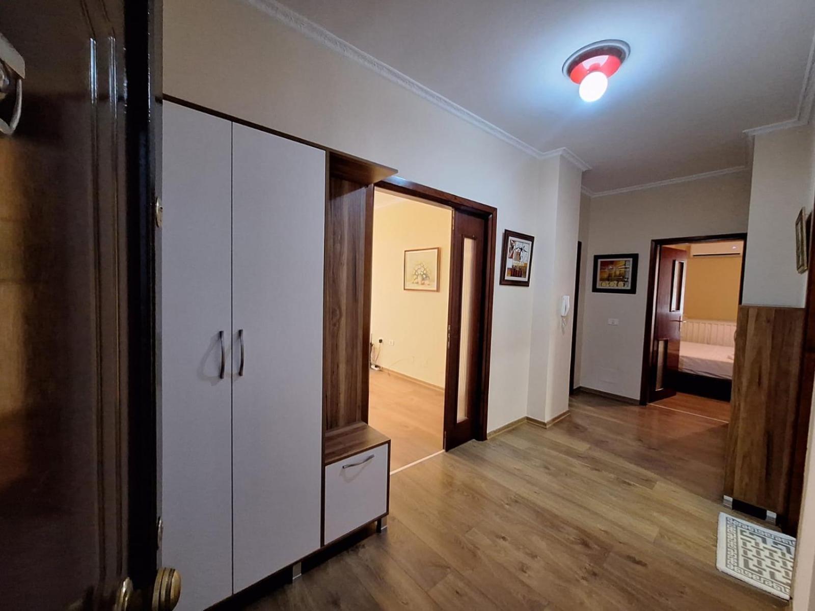 Alb Apartament Tirana Esterno foto